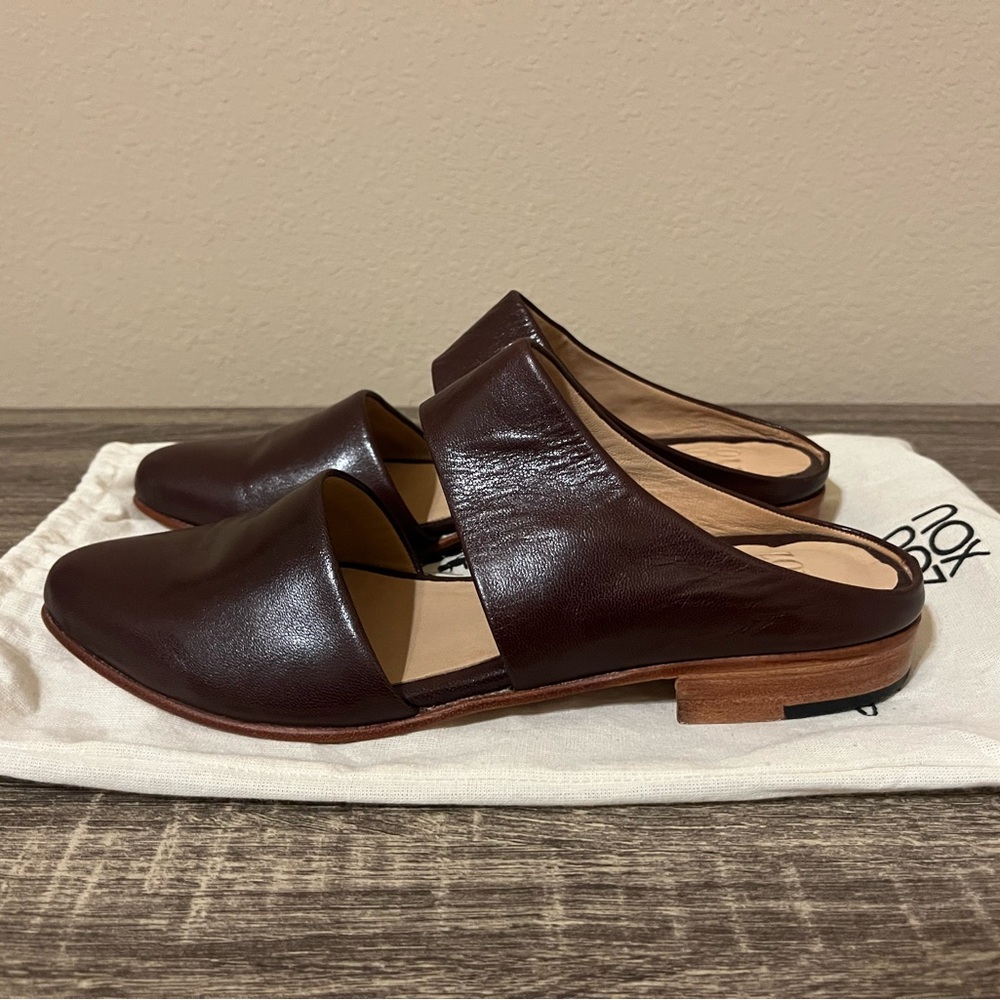 Zou Xou Dark Brown Leather Clogs sz 8